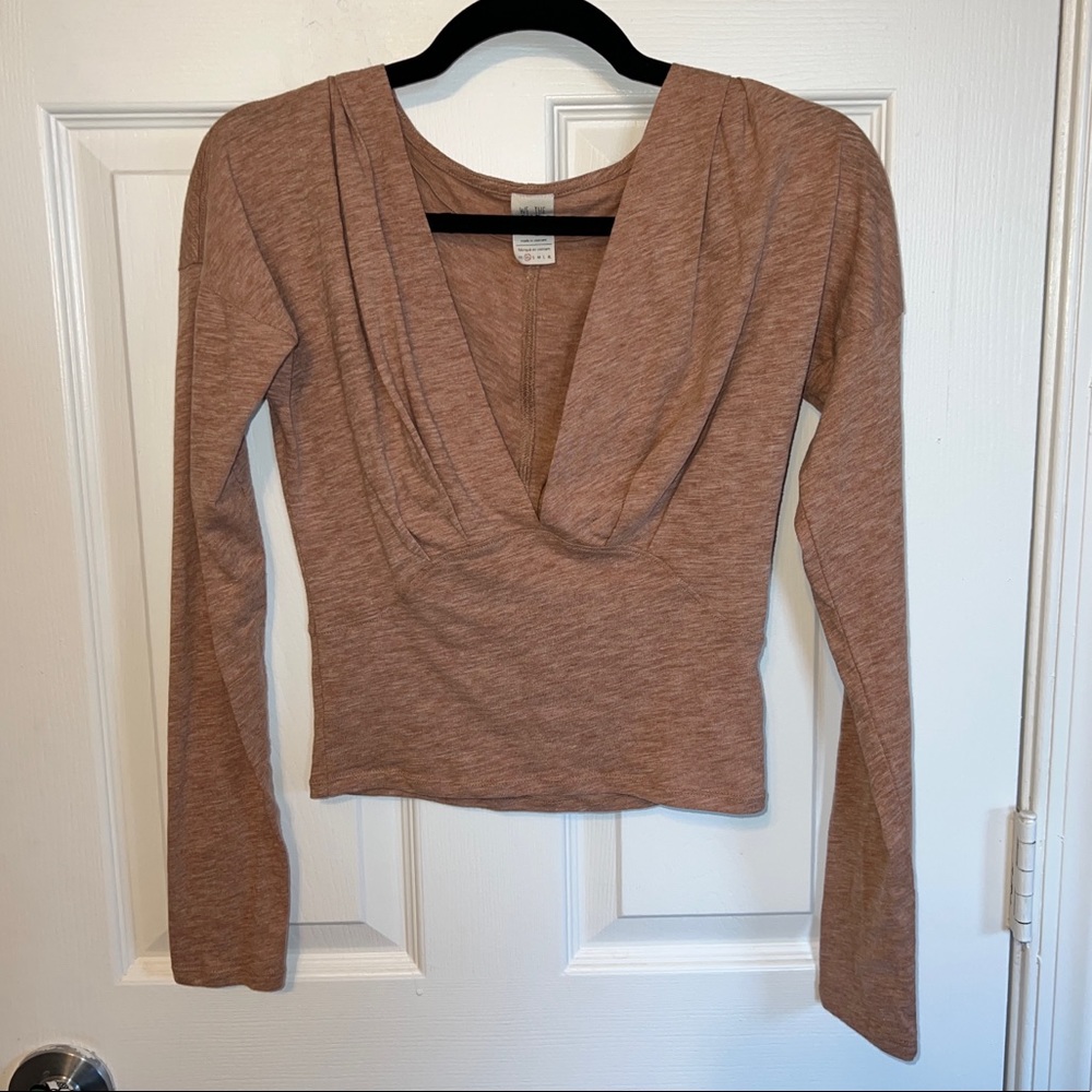Cropped Long Sleeve Top